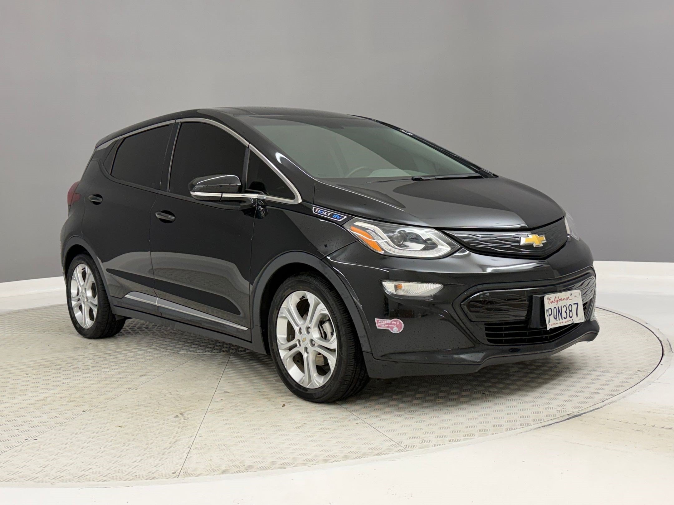 Used 2020 Chevrolet Bolt LT FWD image 7