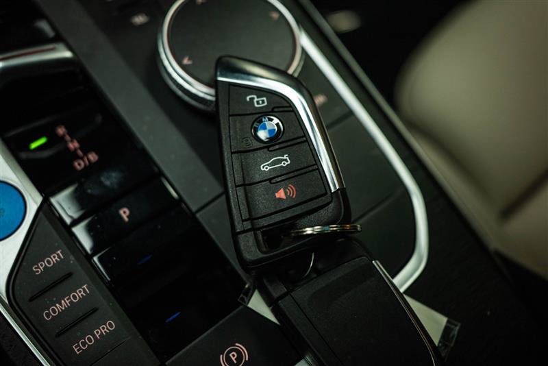 Used 2024 BMW i4 eDrive35 w/ Premium Package RWD image 22