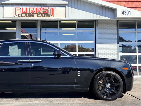 Used 2014 Rolls-Royce Ghost image 11