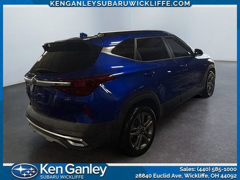 Used 2021 Kia Seltos S AWD/4WD image 5
