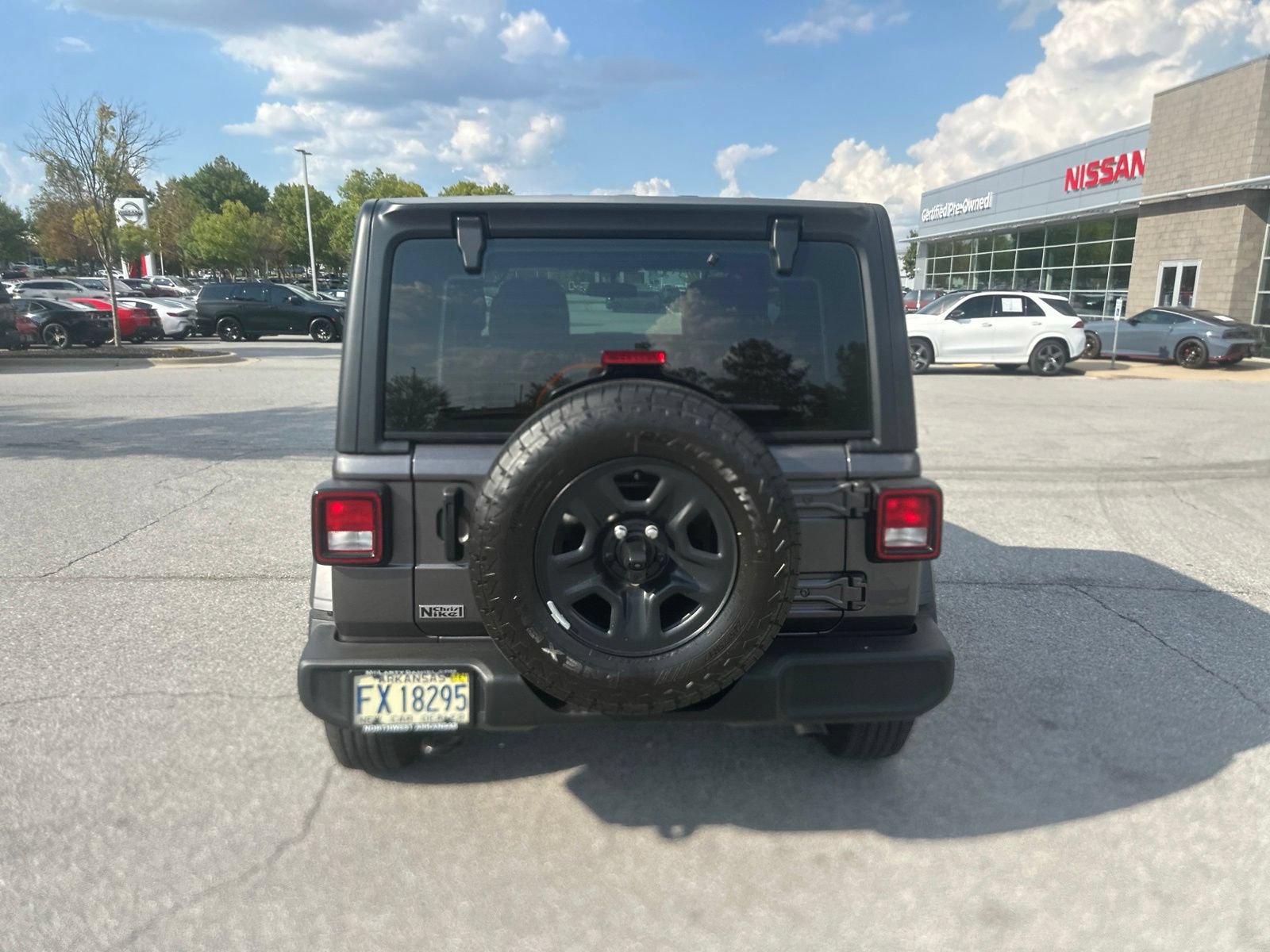 Used 2026 Jeep Wrangler Sport AWD/4WD image 6