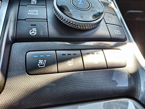 Used 2022 Hyundai Santa Fe Calligraphy image 25