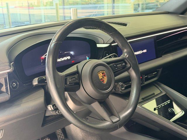Used 2024 Porsche Macan 4 Electric AWD/4WD image 4