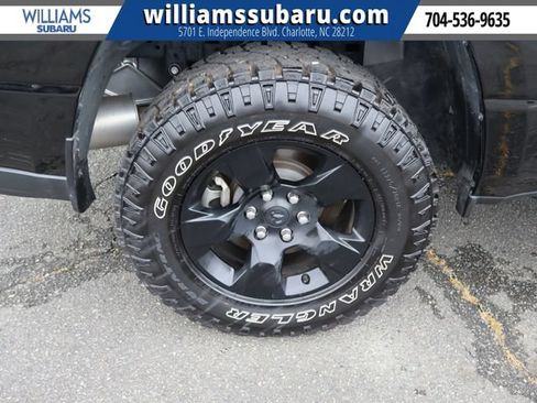 Used 2025 RAM 1500 Warlock AWD/4WD image 37