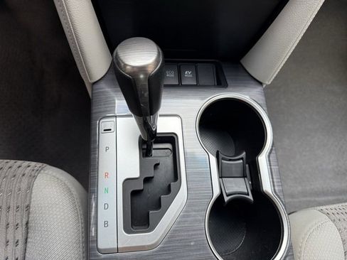 Used 2012 Toyota Camry XLE image 15