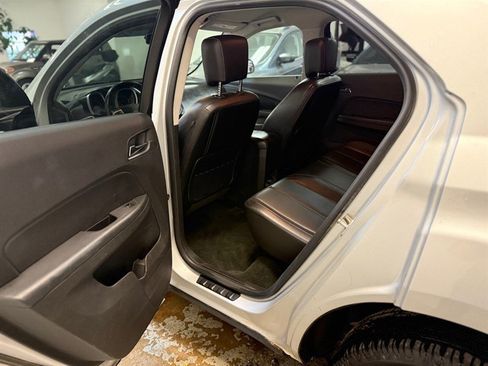 Used 2014 Chevrolet Equinox LTZ image 10