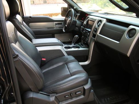 Used 2014 Ford F150 Raptor w/ Equipment Group 801A Luxury AWD/4WD image 36