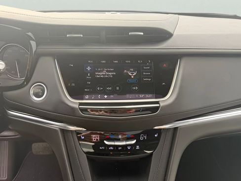 Used 2022 Cadillac XT6 Luxury image 18