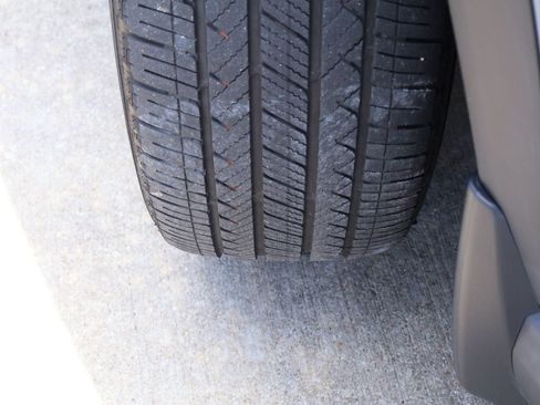 Used 2025 Honda Pilot Elite image 30