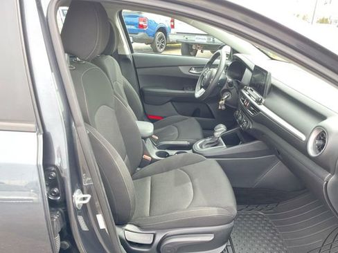 Used 2021 Kia Forte LXS image 15