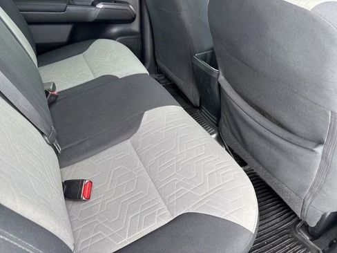 Used 2020 Toyota Tacoma TRD Off-Road image 33