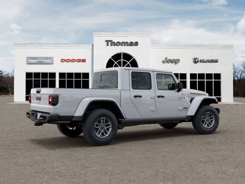 New 2026 Jeep Gladiator Mojave image 4