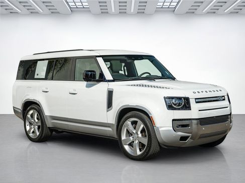 Used 2023 Land Rover Defender 130 First Edition AWD/4WD image 3