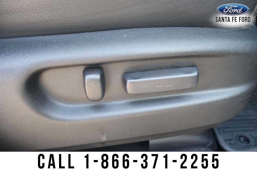 Used 2017 Honda Pilot Touring image 31