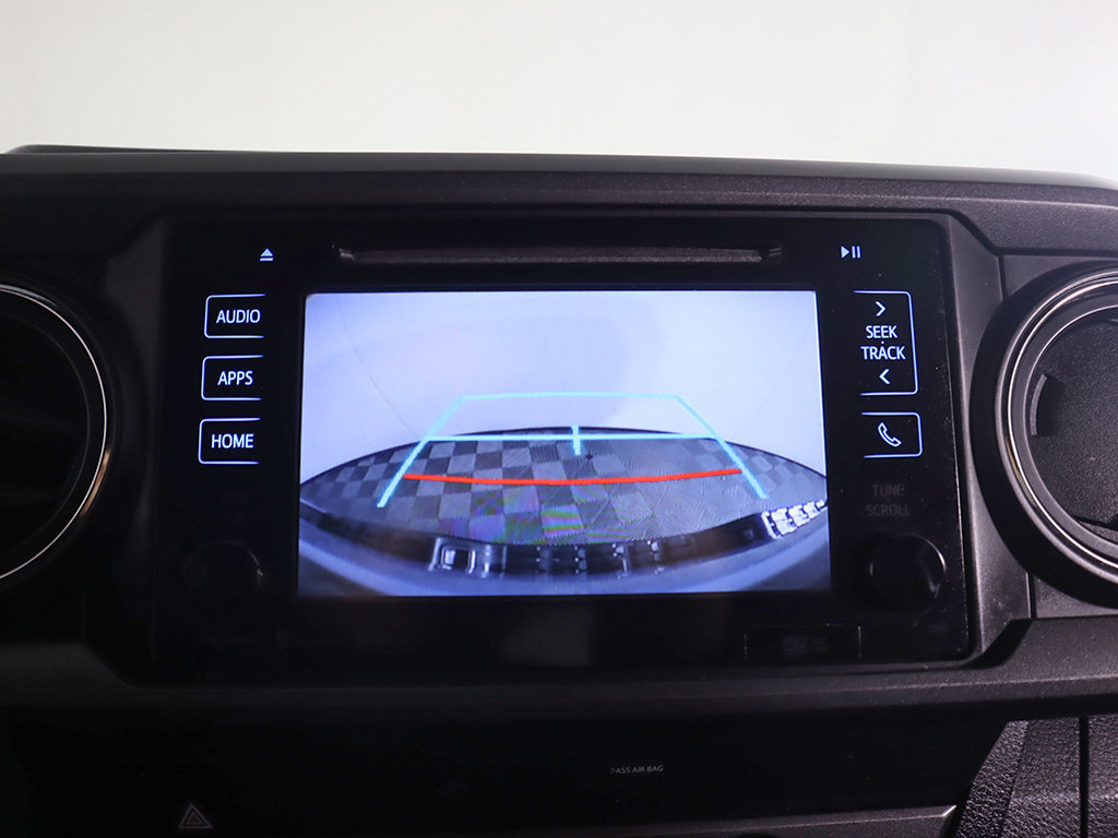 Used 2019 Toyota Tacoma TRD Sport AWD/4WD image 40