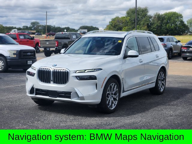 Used 2023 BMW X7 xDrive40i w/ Premium Package AWD/4WD image 3