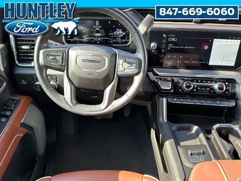 Used 2024 GMC Sierra 3500 Denali Ultimate image 11