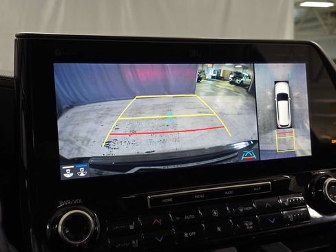 Used 2022 Toyota Highlander Limited AWD/4WD image 29