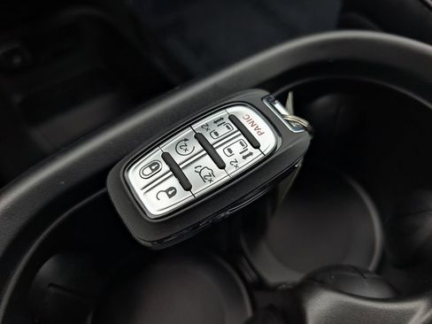 New 2026 Chrysler Pacifica Select image 20