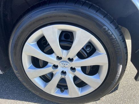 Used 2023 Toyota Corolla LE image 10