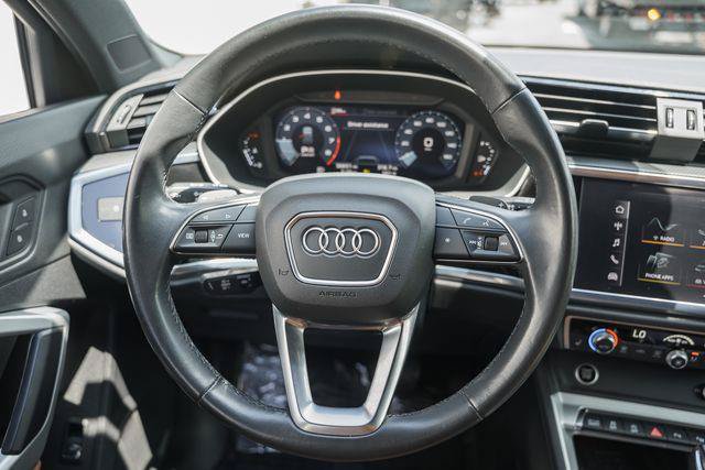 Used 2021 Audi Q3 2.0T Premium Plus w/ Premium Plus Package AWD/4WD image 31