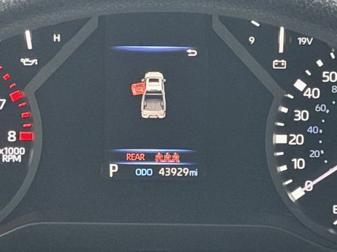 Used 2023 Toyota Tundra SR5 AWD/4WD image 14