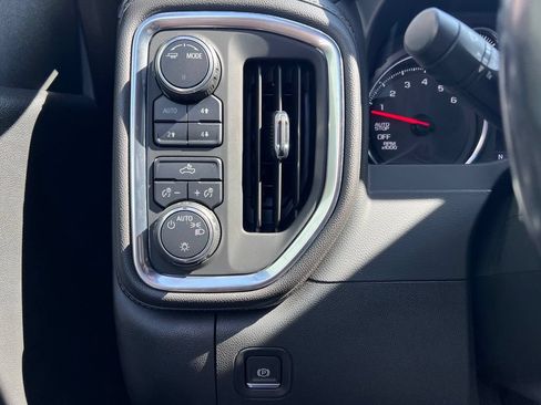 Used 2020 Chevrolet Silverado 1500 LT w/ All-Star Edition AWD/4WD image 17