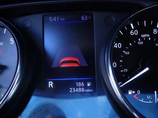 Used 2018 Nissan Rogue SL FWD image 23