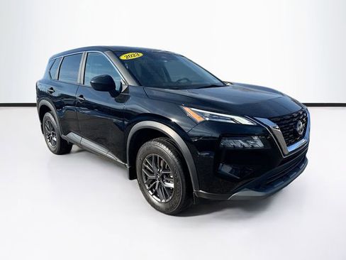 Used 2023 Nissan Rogue S image 1