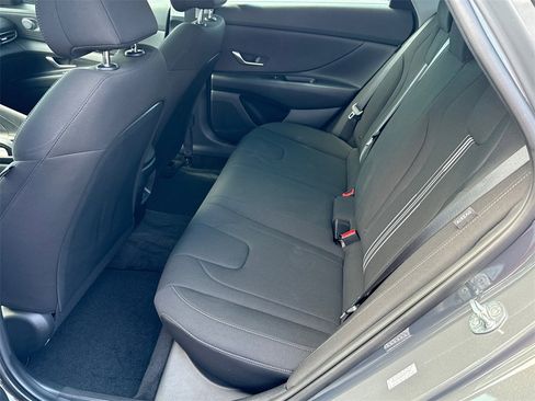 Used 2024 Hyundai Elantra SEL image 20