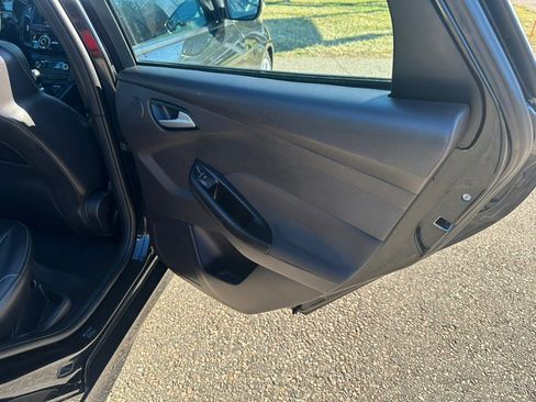 Used 2014 Ford Focus ST w/ Equipment Group 202A image 16