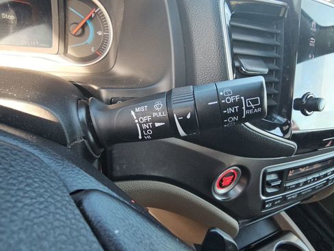 Used 2021 Honda Pilot EX-L image 14