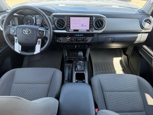 Used 2023 Toyota Tacoma SR5 RWD image 27