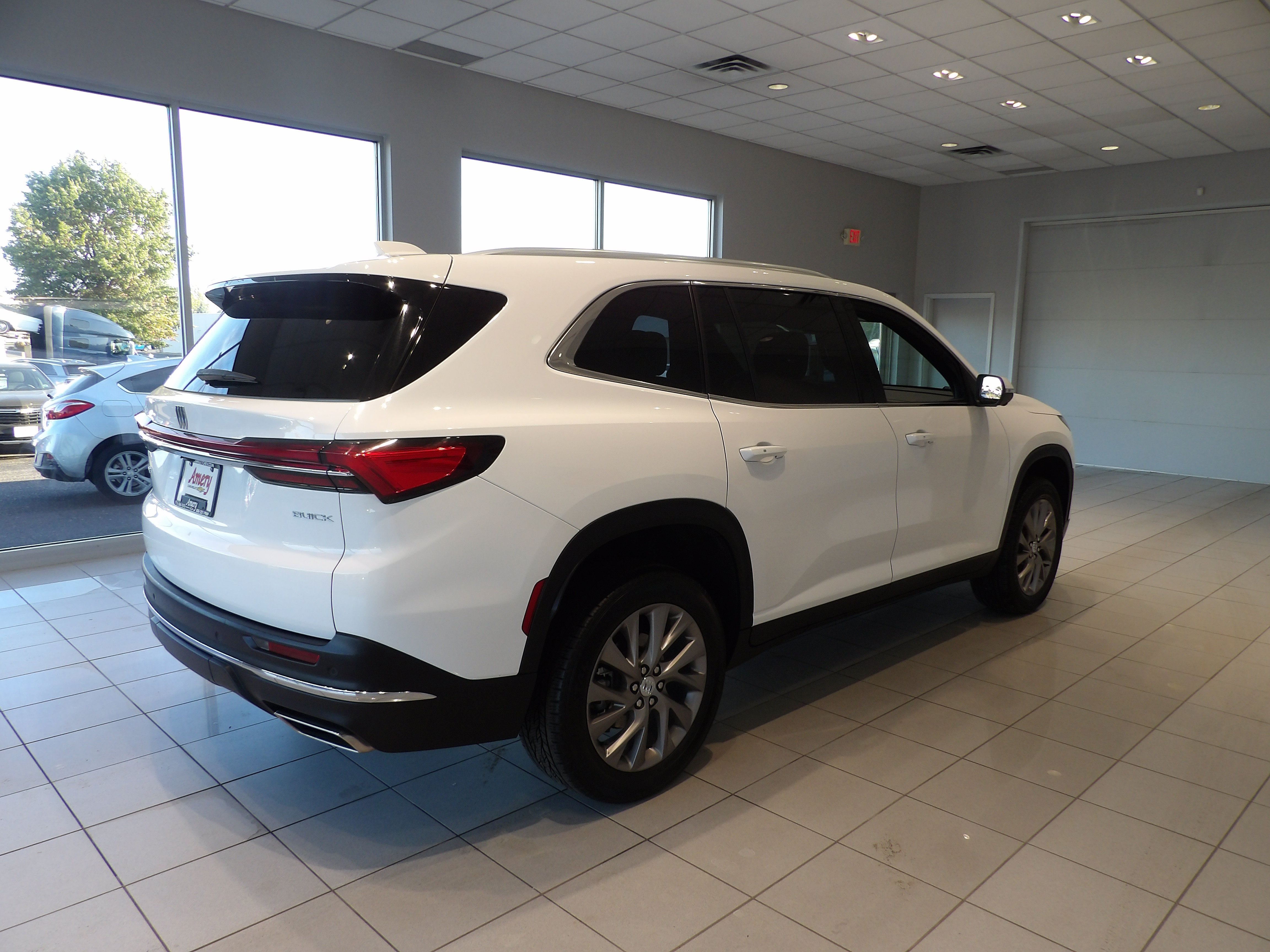Used 2026 Buick Enclave Preferred AWD/4WD image 4