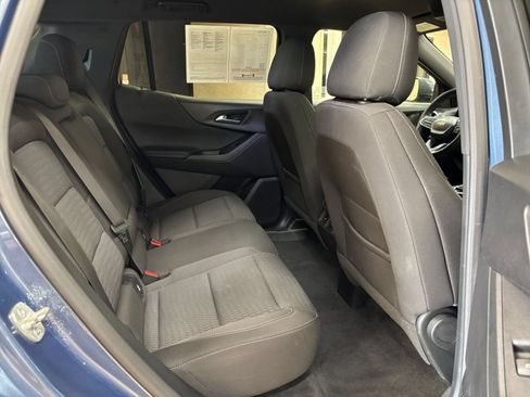 Used 2025 Chevrolet Equinox LT AWD/4WD image 25