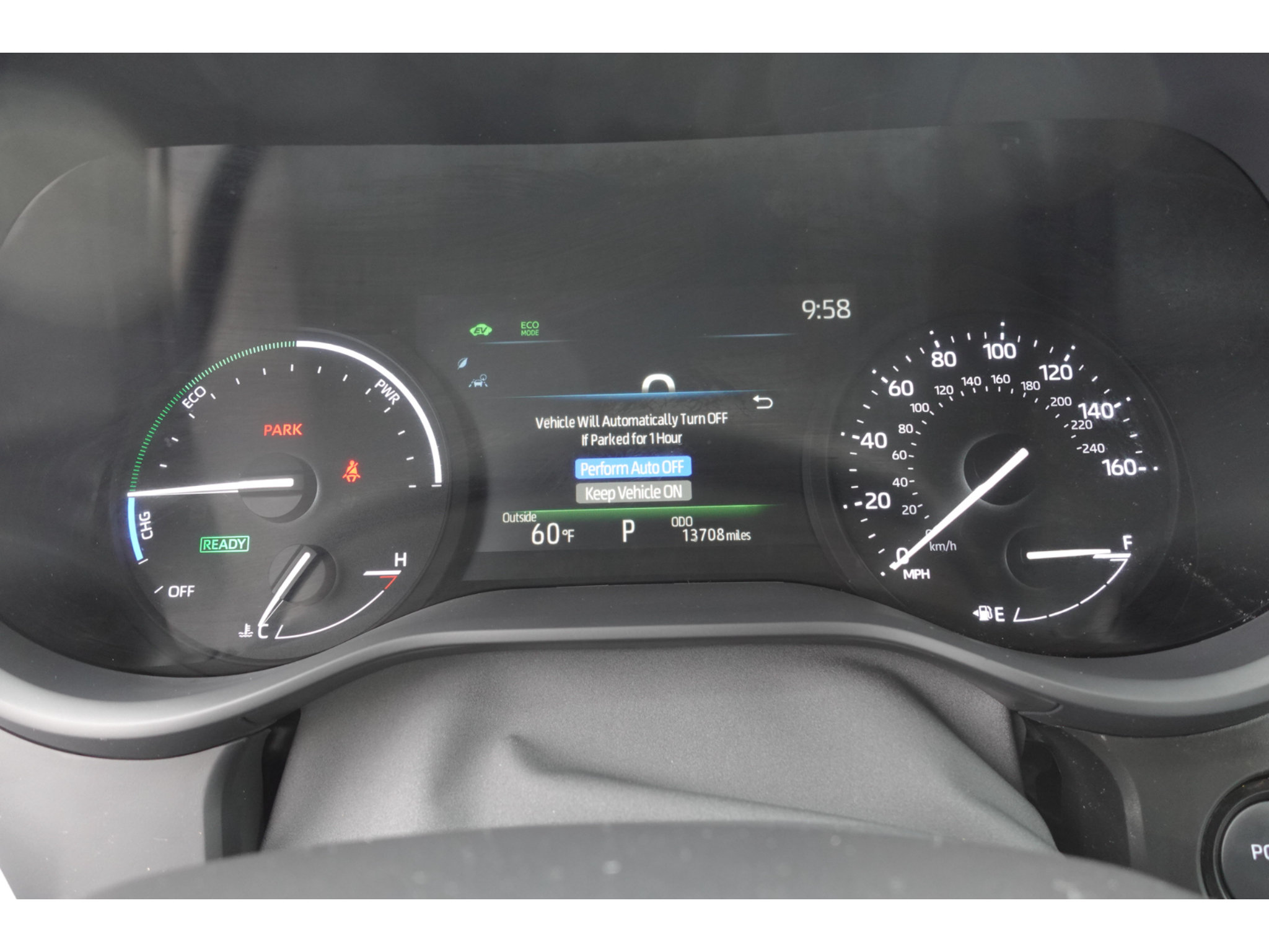 Certified 2025 Toyota Sienna LE FWD image 13