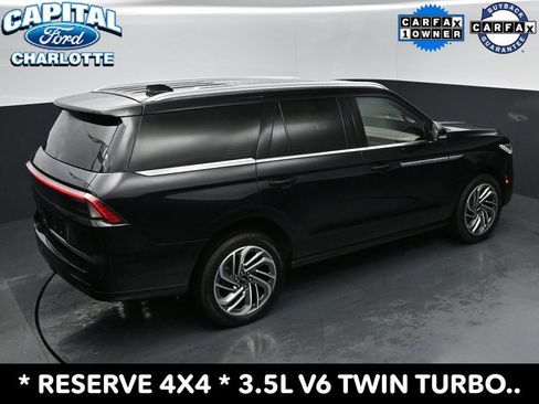 Used 2025 Lincoln Navigator Reserve AWD/4WD image 32