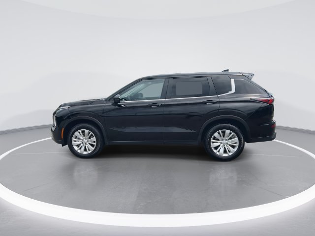 Used 2025 Mitsubishi Outlander ES AWD/4WD image 5