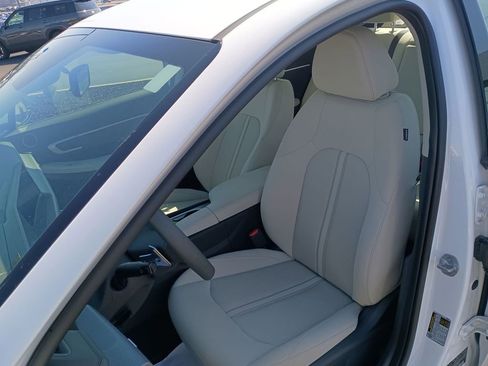 New 2025 Hyundai Sonata SEL image 17