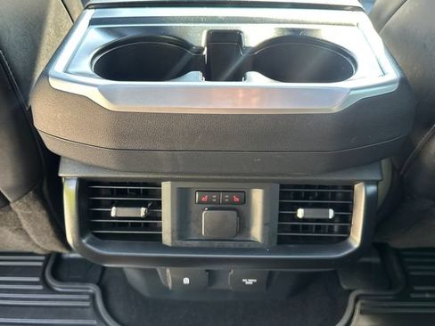 Used 2025 Ford F150 Raptor AWD/4WD image 19