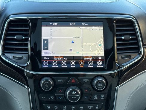 Used 2020 Jeep Grand Cherokee Summit image 23