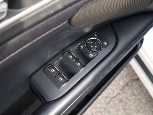 Used 2019 Lincoln MKZ Reserve image 21