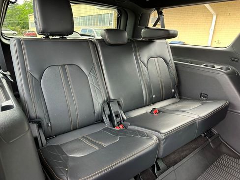 Used 2023 Ford Expedition Max Platinum AWD/4WD image 26