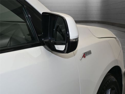 Used 2019 Acura MDX A-Spec image 14