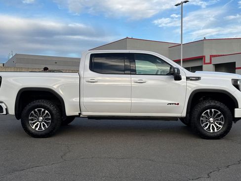 Used 2020 GMC Sierra 1500 AT4 w/ AT4 Premium Package image 6