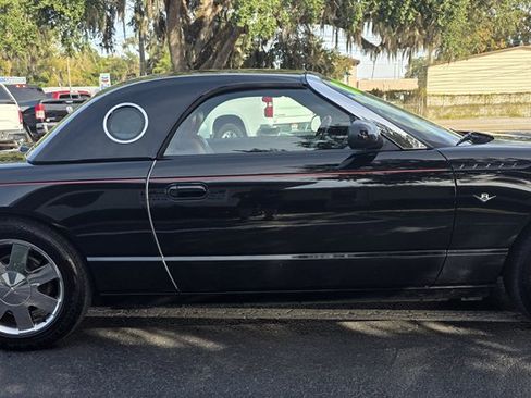 Used 2002 Ford Thunderbird image 6