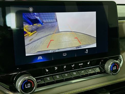 Used 2023 Chevrolet Colorado ZR2 image 27