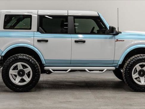 Used 2025 Ford Bronco Outer Banks image 6