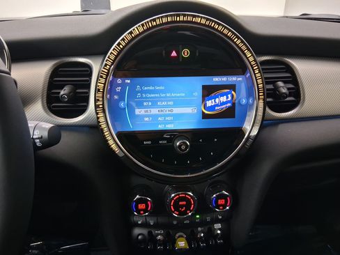 Used 2024 MINI Cooper SE FWD image 32