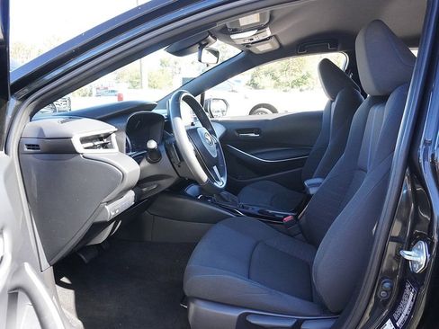 Used 2021 Toyota Corolla SE image 25